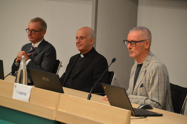 Monsignor Fisichella chiude il Fol in Fest: “La speranza ci accompagni sempre nella nostra risalita, come dal Purgatorio al Paradiso”